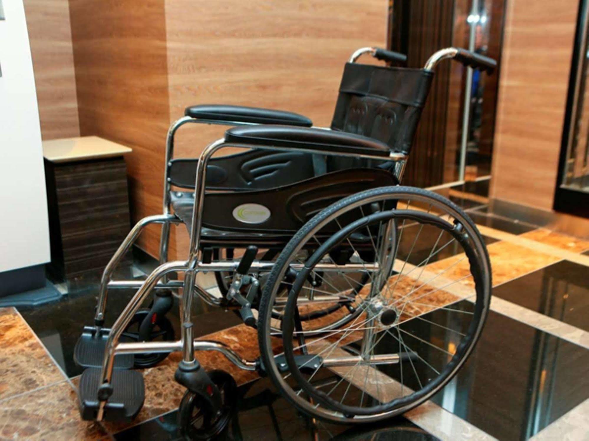Apa Hotel Nihonbashi Hamacho Ekiminami Tokyo Dış mekan fotoğraf